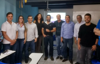 Formação de equipes para participar do evento Hacking.Rio