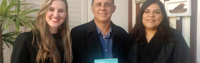 Lançamento de livro com artigos de docentes do curso de Administração do ITR D